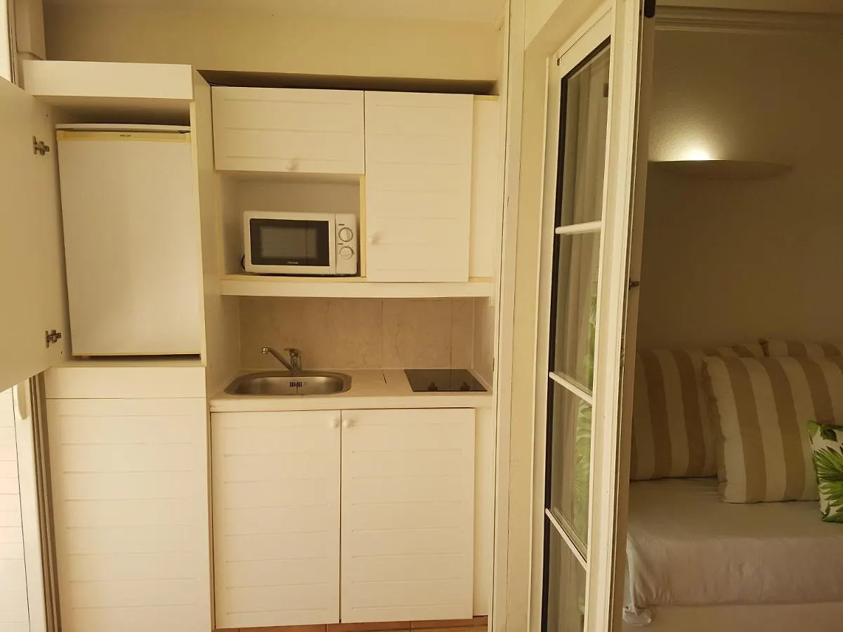 Caraibes Apparts-Resorts Sainte-Anne